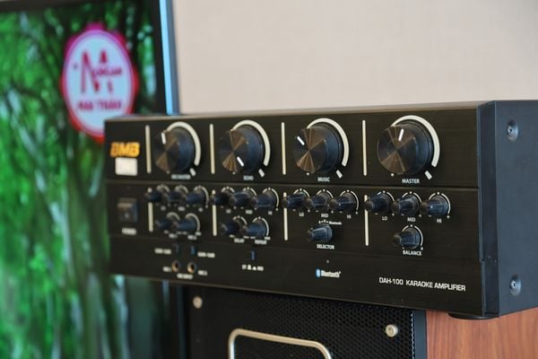 Ampli karaoke BMB Home DAH 100