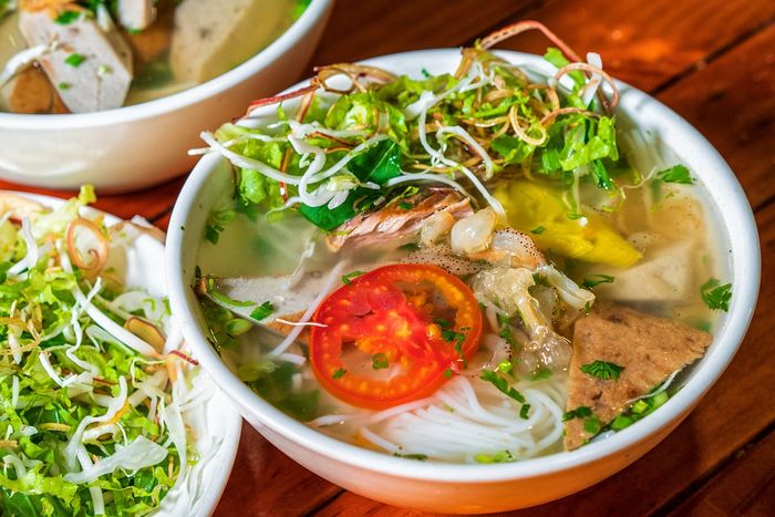 Chủ nhật và tô Bún Cá Sứa Nha Trang