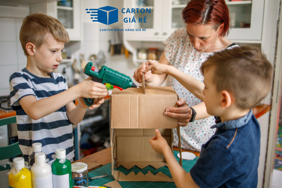 Làm Đồ Chơi Cho Trẻ Từ Hộp Carton – Ý Tưởng Vừa Vui Vừa Tiết Kiệm