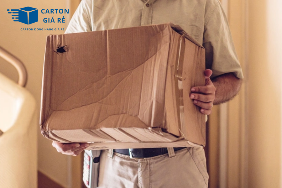 Giao Hàng 63 Tỉnh – Dùng Hộp Carton Gì Để Không Méo?