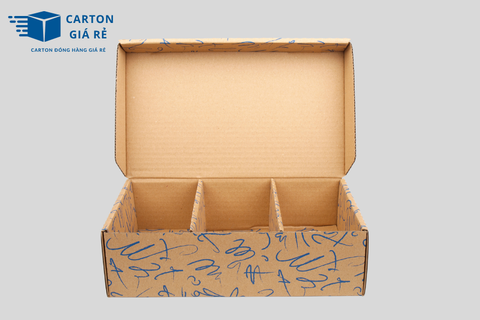 Làm Hộp Carton Nắp Cài Theo Yêu Cầu Có Tốn Hơn So Với Mẫu Có Sẵn?