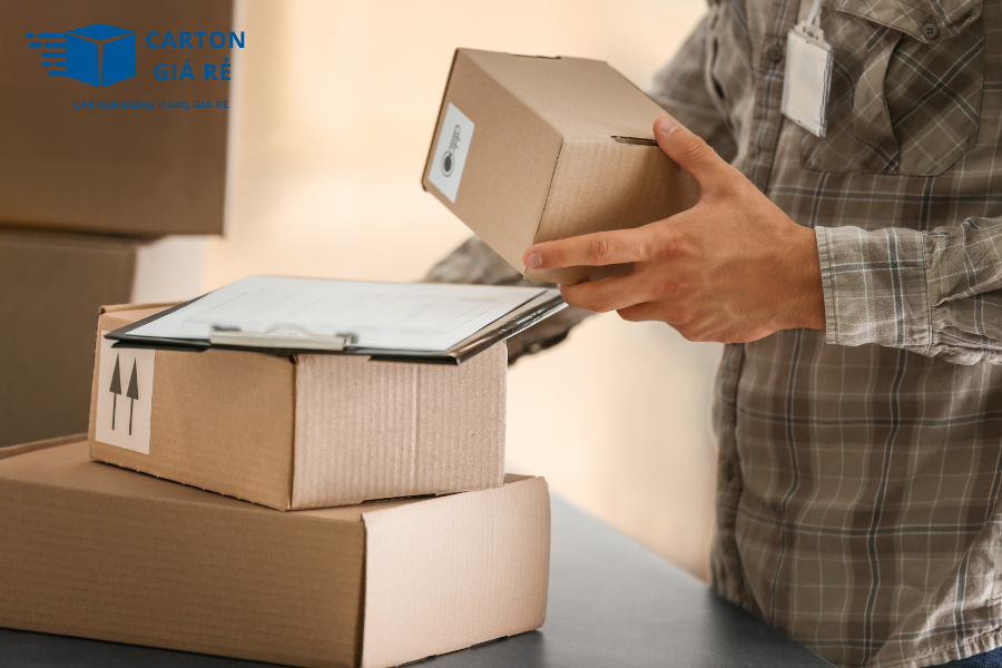 Đóng Hàng Đi Xa Với Hộp Carton Nắp Cài – Nên Hay Không?