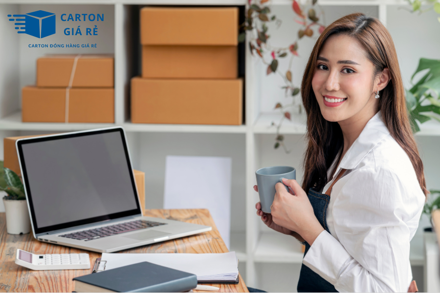 Giảm Giá Thành Bao Bì Cho Startup – Nên Bắt Đầu Với Hộp Carton Nắp Cài