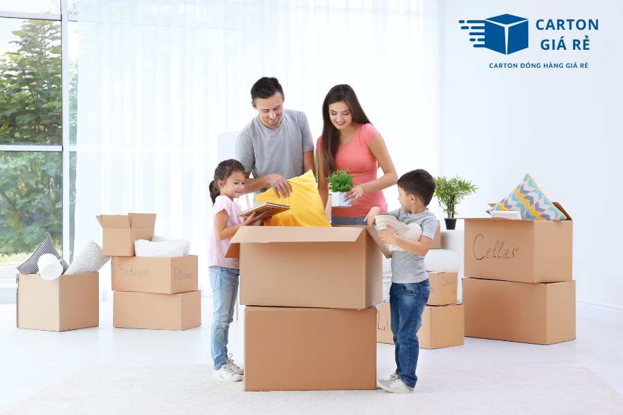 Hộp Carton Trong Sự Kiện Gia Đình: Trang Trí, Đựng Quà, Tạo Kỷ Niệm