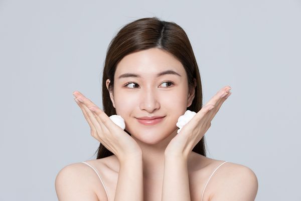 Chăm Sóc Da Hiệu Quả: Quy Trình Đơn Giản Cho Làn Da Khỏe Đẹp Mỗi Ngày