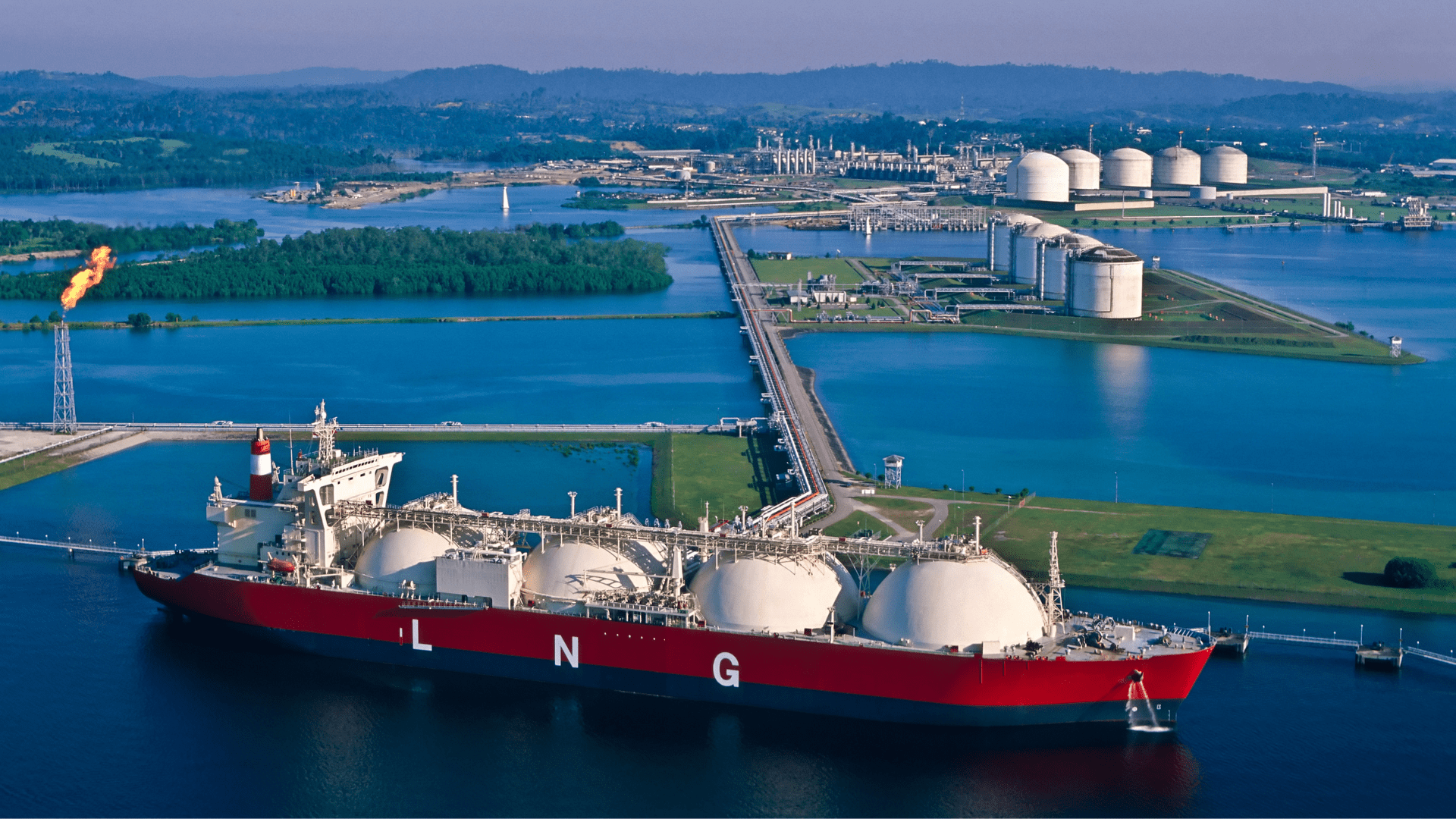 Khí thiên nhiên hóa lỏng (LNG) – Năng lượng xanh của thời đại mới