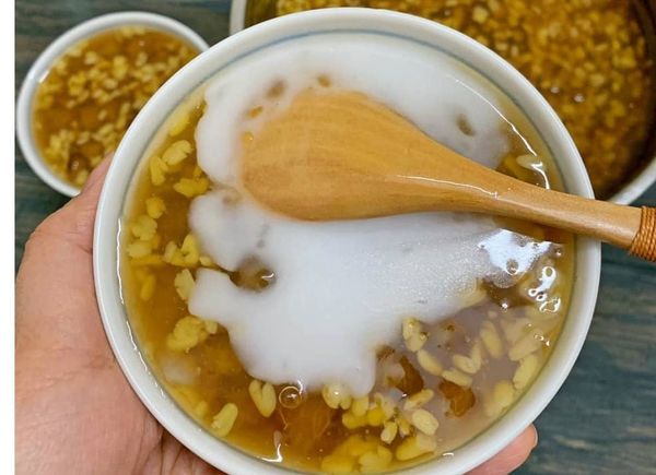 Chè dưởi Diễn đậu xanh nước cốt dừa