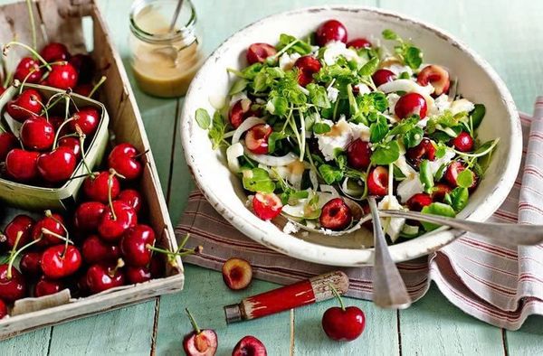 salad cherry
