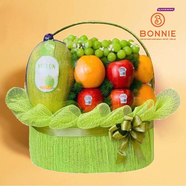 Giỏ Quà Trái Cây Tone Xanh 001 – Táo Envy, Quýt Orah, Lê Hàn, Nho Xanh Úc Từ Bonnie Fruit
