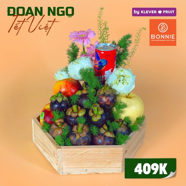 Mâm Cúng Tết Đoan Ngọ 05 tại Bonnie Fruit: Táo Juliet, Táo Kinsei, Măng Cụt, Nho Xanh, Nước Hồng Sâm & Hoa Sen