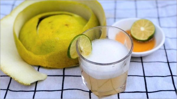 Nước ép dưởi Diễn với mật ong