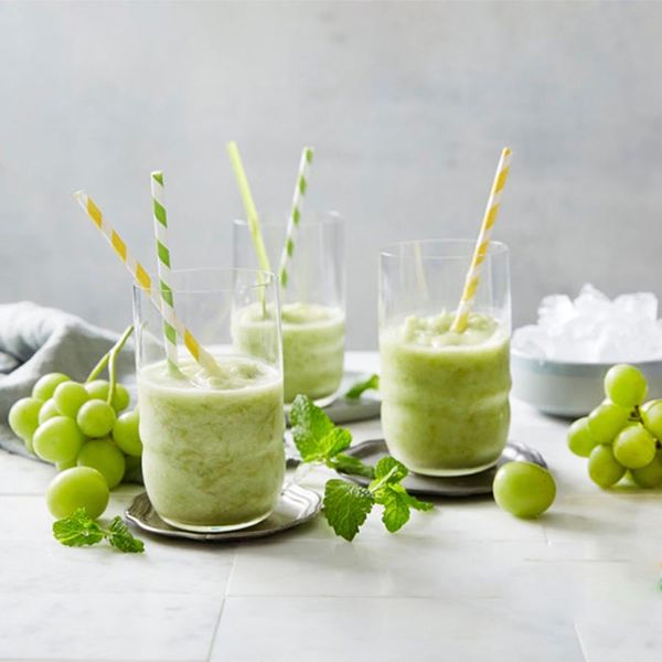 Sinh tố Nho xanh và kiwi mát lạnh