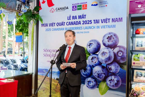 Le-ra-mat-mua-viet-quat-canada-2025-tai-viet-nam