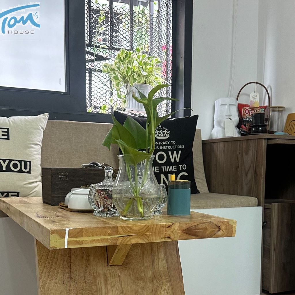 😏 Có 1 nơi ở Sài Gòn... bạn chỉ cần nhận mã – mở cửa – vào chill, không cần gặp ai…