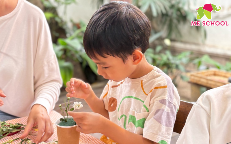 dạy trẻ kỹ năng sống tự lập