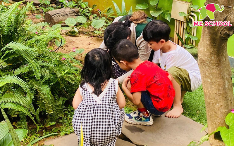 phát triển giác quan cho trẻ