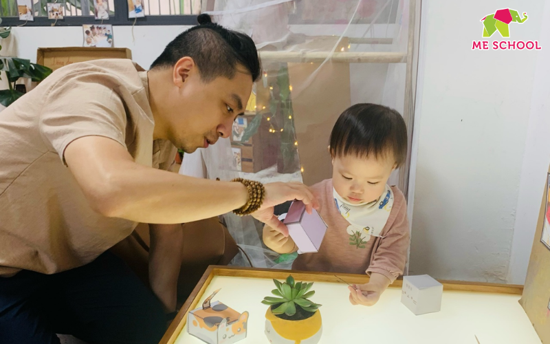 Giáo dục sớm cho trẻ sơ sinh