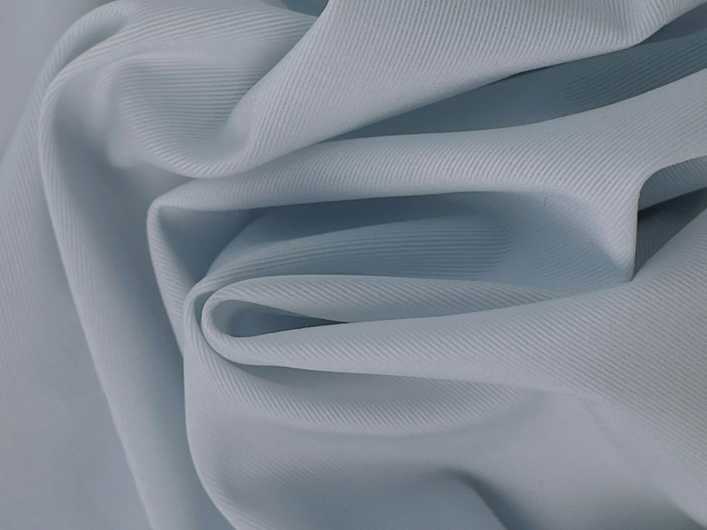 VẢI ICE SILK - TẠI SAO MUA ĐỒ LÓT NÊN CHỌN VẢI ICE SILK MÀ KHÔNG PHẢI CÁC LOẠI VẢI KHÁC