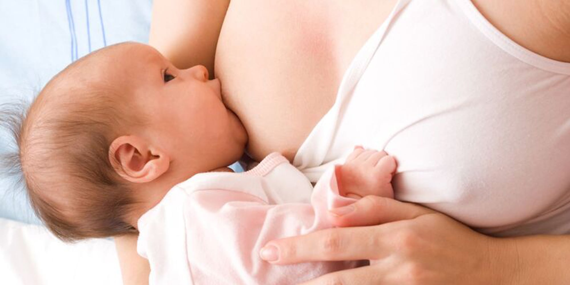 Ngăn Ngực Chảy Xệ Sau Sinh Nhờ Cho Con Bú và Chăm Sóc Đúng Cách