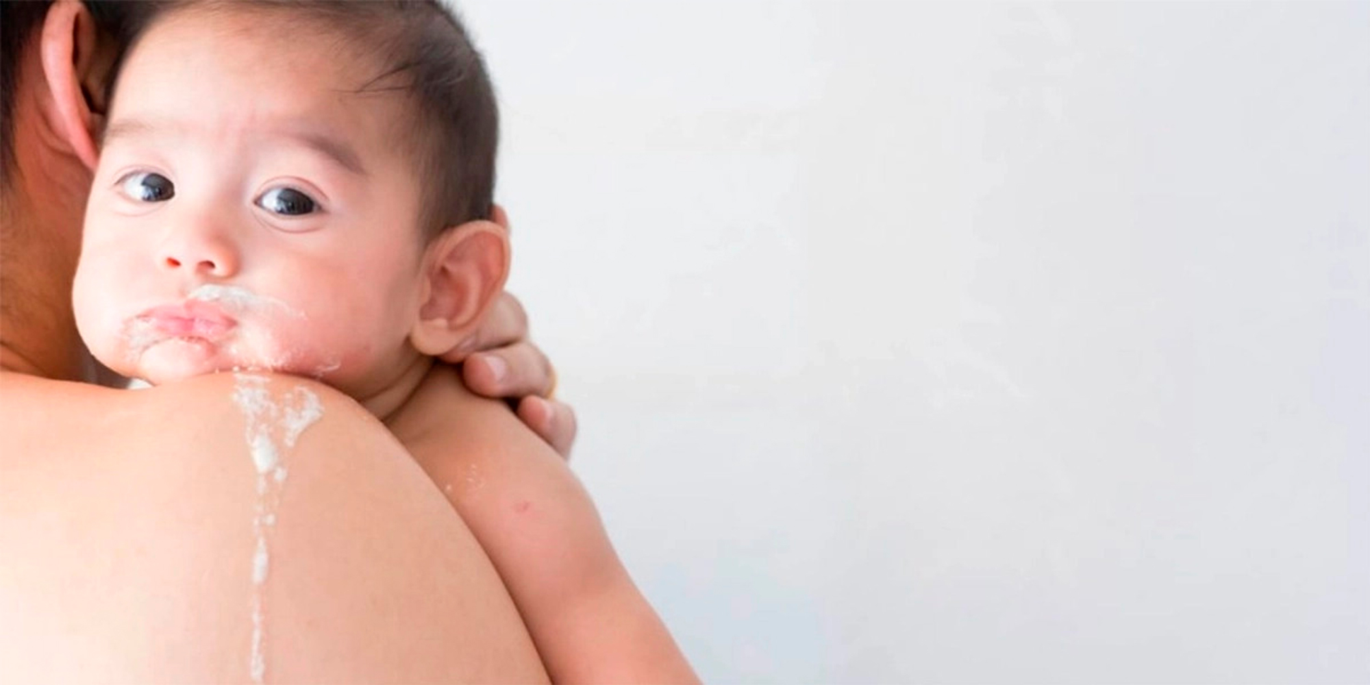 Trớ Sữa Sinh Lý Với Bệnh Lý Ở Trẻ Sơ Sinh