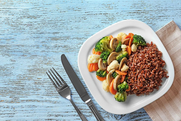 Giảm cân không nên ăn gì? 6 nhóm thực phẩm dễ tăng cân cần tránh xa