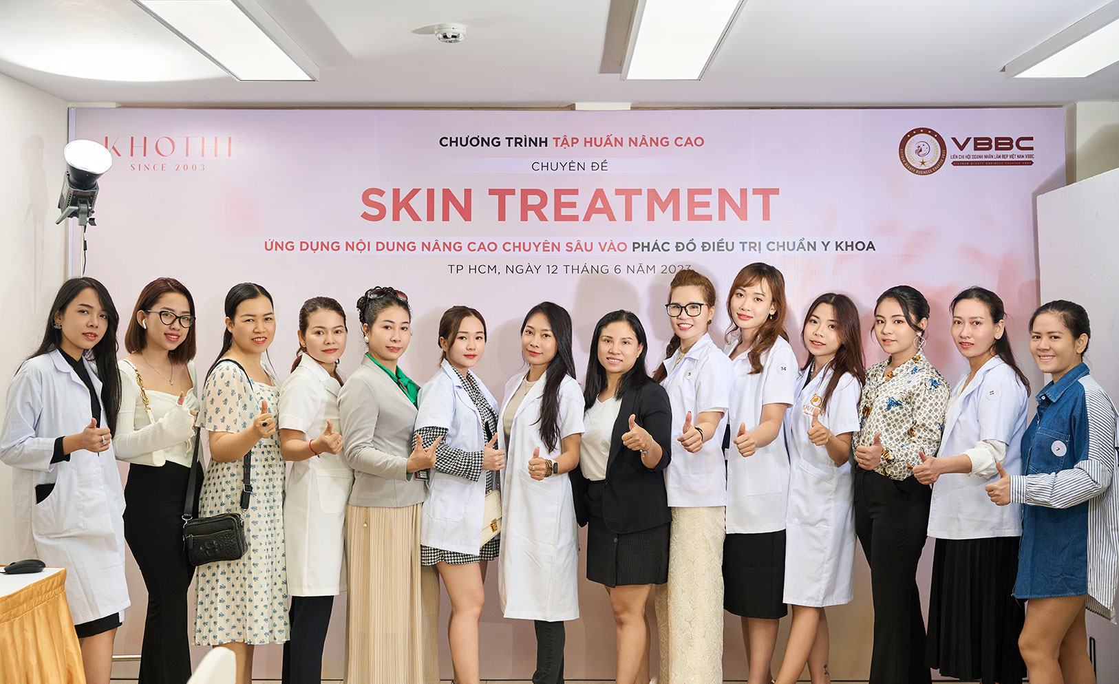 KHƠ THỊ TỔ CHỨC CHƯƠNG TRÌNH TẬP HUẤN NÂNG CAO CHUYÊN ĐỀ DA LIỄU CHO CÁC CƠ SỞ THẨM MỸ