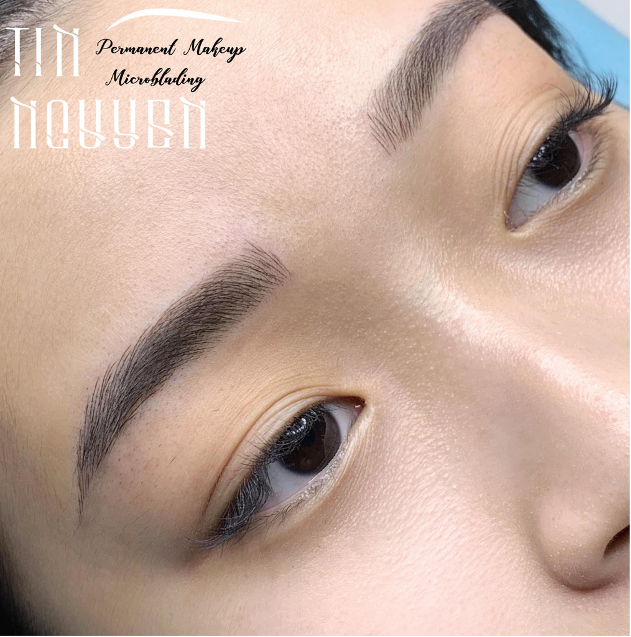Phun xăm/Điêu khắc mày thẩm mỹ: Tút lại form chuẩn – tự nhiên như thật