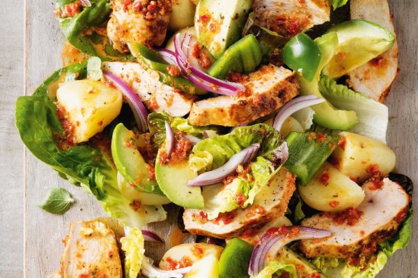 Salad bơ mặn
