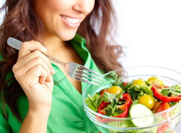 Kết hợp với rau củ và trái cây tươi để quá trình giảm cân đạt hiệu quả cao hơn