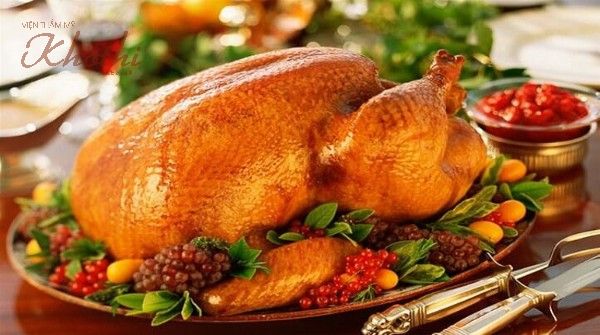 Gà tây rất giàu protein tốt cho da