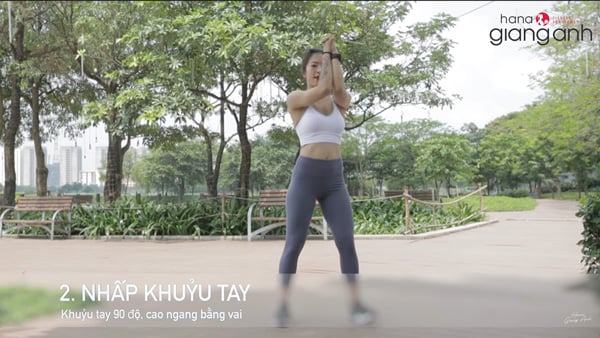 Động tác 5: Bài tập cho bắp tay, vai săn chắc, không tăng cơ