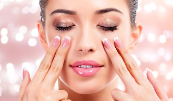 Cách massage giảm mỡ mặt kiểu Nhật