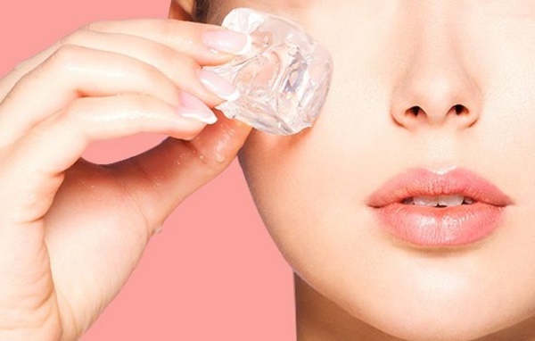 Cách mát xa trẻ hóa da mặt của người Hàn bằng kỹ thuật dùng đá lạnh