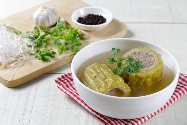 Canh mướp đắng thịt nhồi