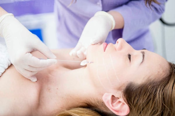 Hãy nhớ luôn tham khảo ý kiến của chuyên gia, bác sĩ để chọn được phương pháp phù hợp nhất với bản thân bạn nhé!