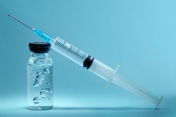 Hyaluronic Acid là dịch trong suốt, an toàn với cơ thể.