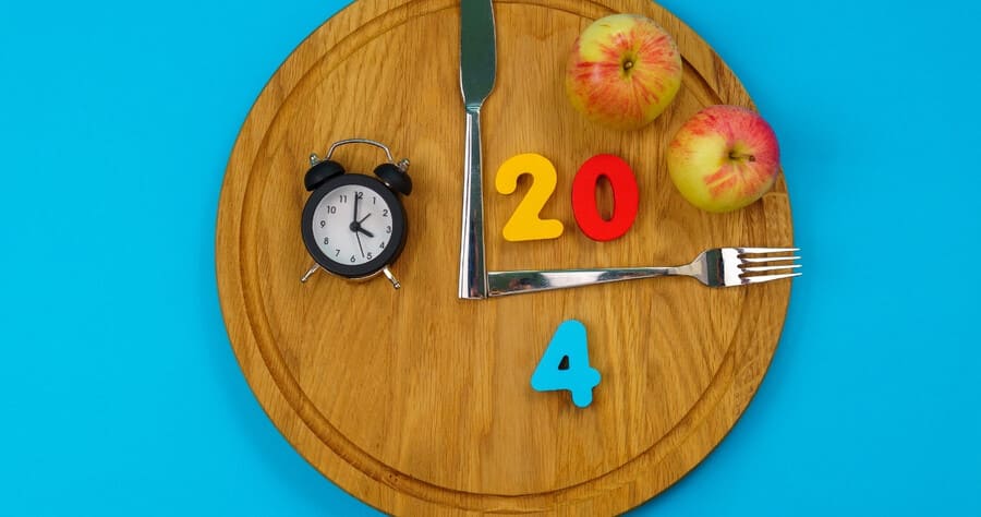 Intermittent Fasting 20/4 sẽ nhịn ăn trong 20 giờ và chỉ ăn trong khung thời gian 4 giờ