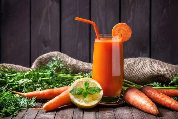 Detox giảm cân táo,dứa, cà rốt