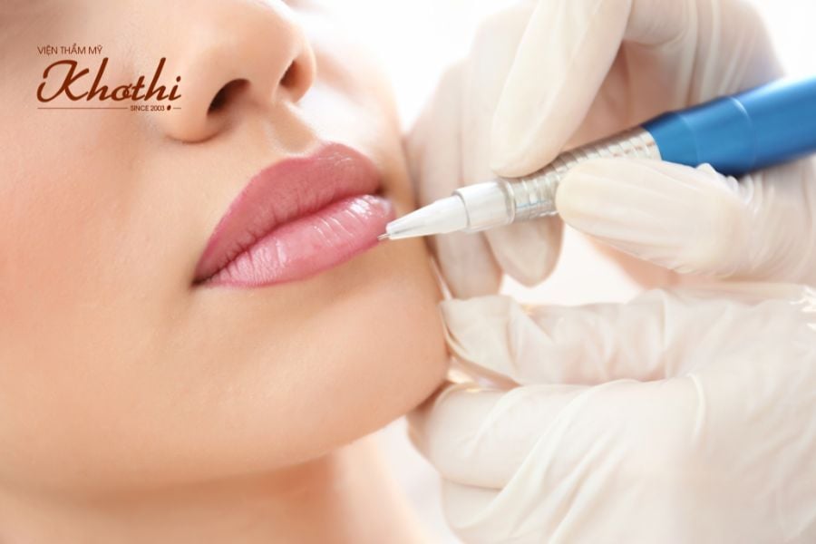 Phun môi công nghệ Aqualip và những ưu điểm của nó