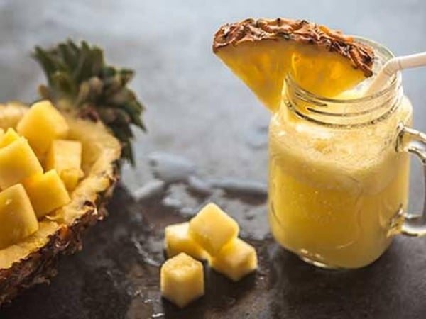 Trong dứa chứa nhiều chất chống oxy hóa và vitamin C tốt cho cơ thể.