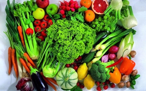 Rau xanh là nguồn thực phẩm thường thấy trong chế độ ăn eat clean