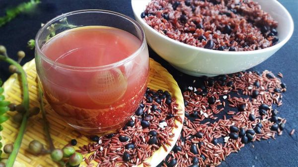 Tạo thói quen uống trà gạo lứt đậu đen mỗi ngày giúp hỗ trợ giảm cân hiệu quả