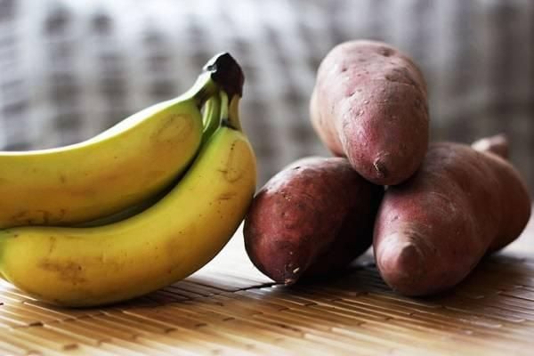 giảm cân hiệu quả với khoai lang và chuối.