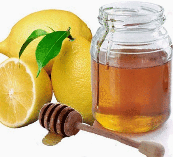 Một cốc mật ong chanh vào buổi sáng trước khi ăn