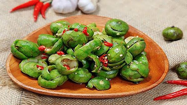 Giảm cân bằng sấu non dầm muối ớt thay món ăn vặt hàng ngày