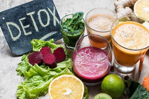 Giảm cân với sinh tố cần sự chỉ định và hướng dẫn từ người có chuyên môn