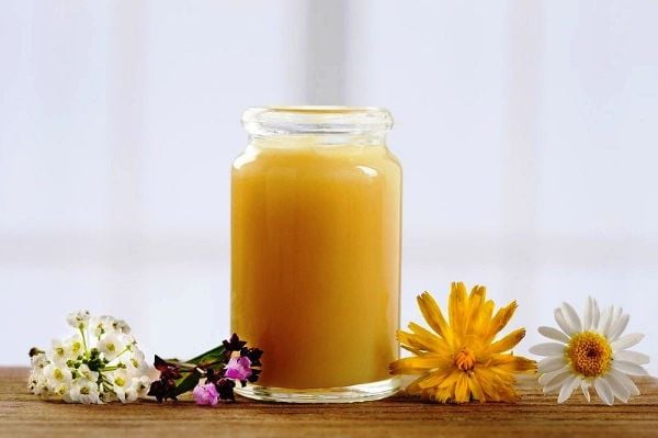 Cách dùng sữa ong chúa để giảm cân