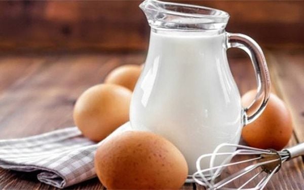 Sữa tươi là loại thức uống bổ sung rất nhiều chất dinh dưỡng