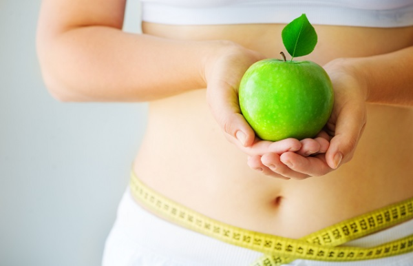 Các nàng có thể giảm ngay 2kg trong 3 ngày chỉ bằng việc ăn táo