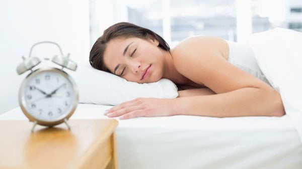Ngủ đủ giấc sẽ giúp hỗ trợ giảm cân